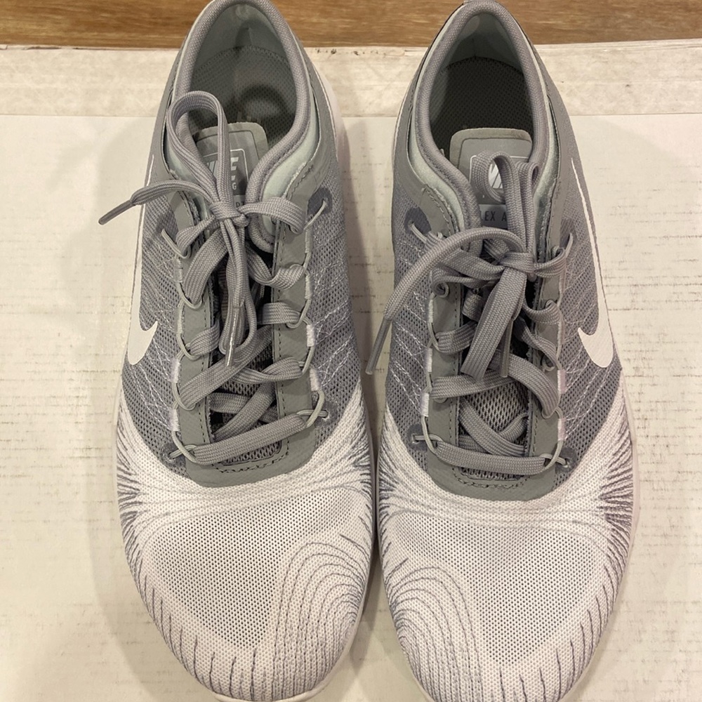Nike Shoes Womens 7 Flex Adapt TR Cross Trainer Athletic Running shoe